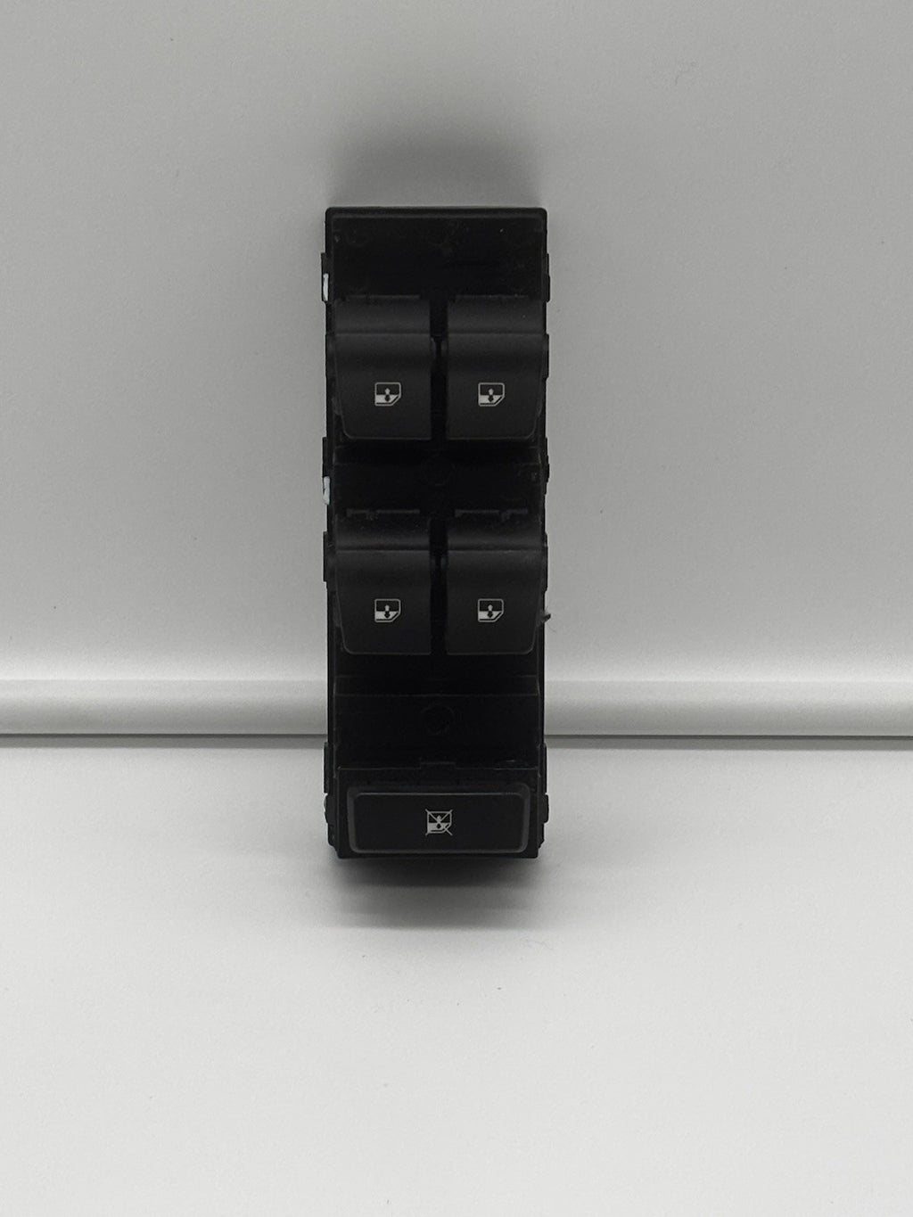 HYUNDAI I30 RIGHT FRONT POWER WINDOW SWITCH (MASTER SWITCH), PD, 03/17-12/250