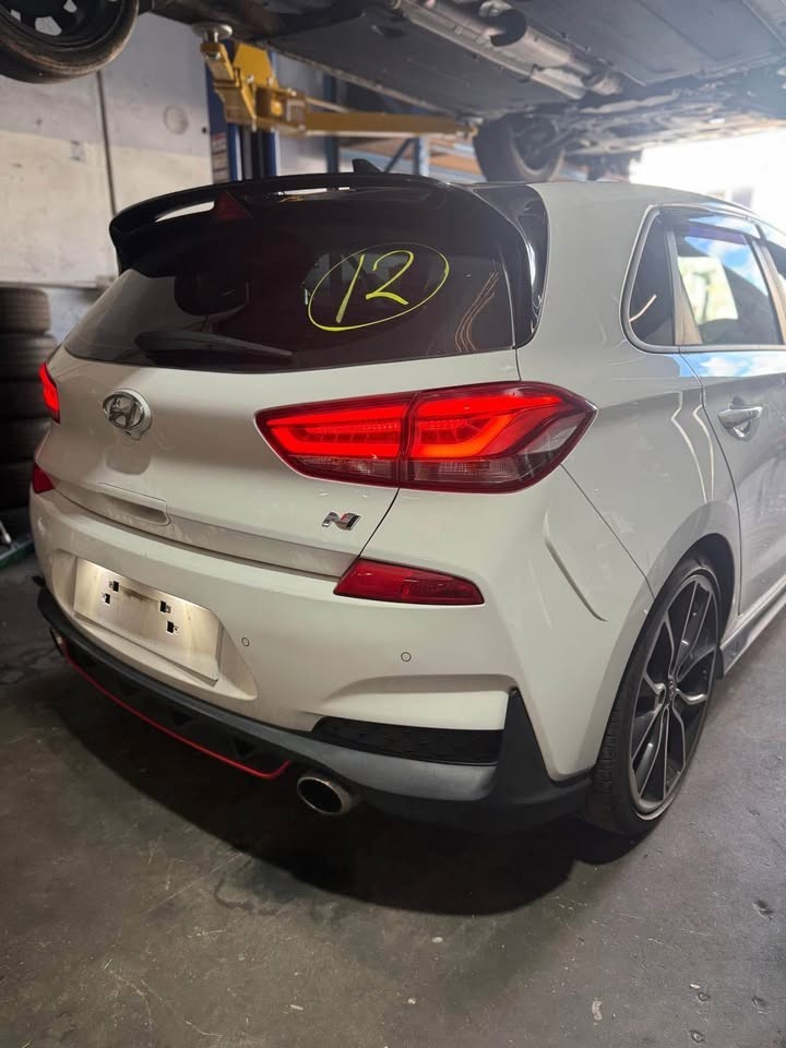 GENUINE HYUNDAI I30N REAR SPOILER – PD HATCH (2018–2023)0
