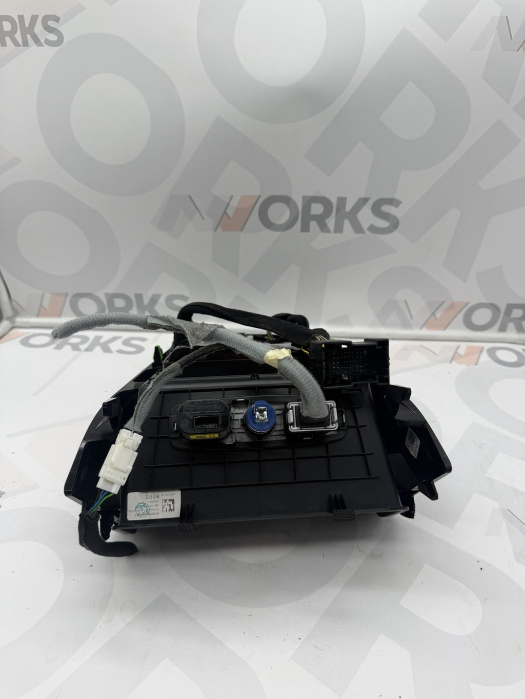 Hyundai I30N PD FL hatch Shifter Surround DCT 2025 BLACK2