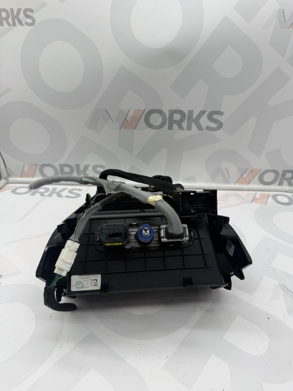 Hyundai I30N PD FL hatch Shifter Surround DCT 2025 BLACK2
