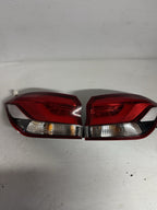 HYUNDAI I30 PAIR TAILLIGHT IN BODY PD LED HATCH N LINE 03/2017-12/2023 7684950