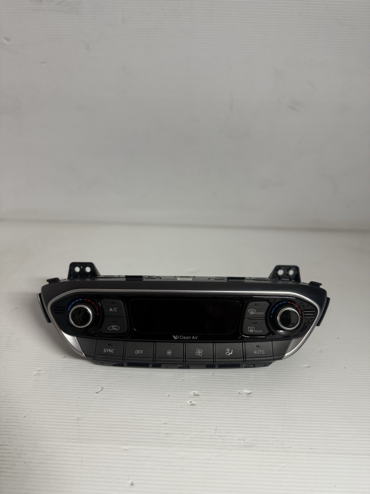 HYUNDAI I30 03/2017-ON DUAL ZONE CLIMATE CONTROL TYPE PD3