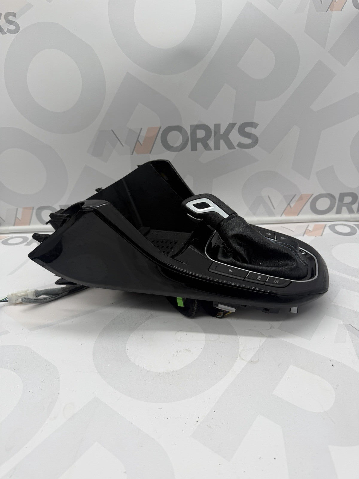 Hyundai I30N PD FL hatch Shifter Surround DCT 2025 BLACK1