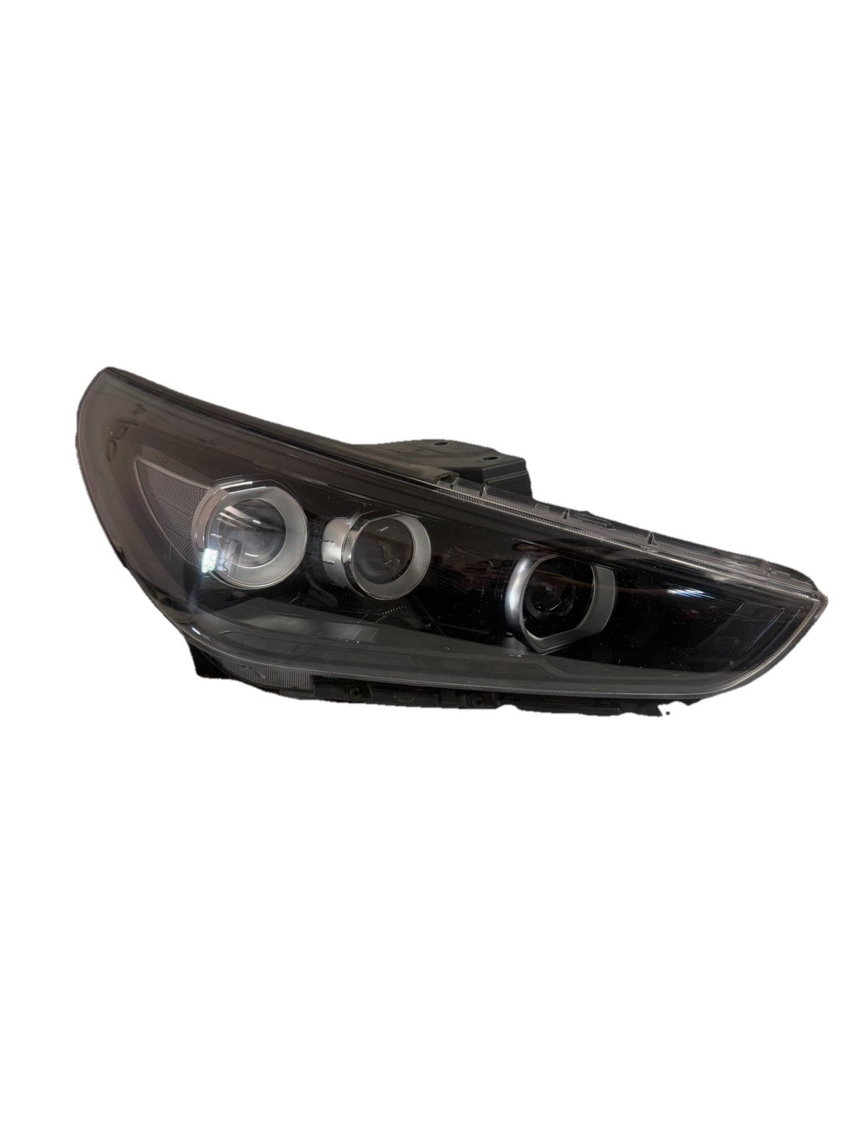 HYUNDAI I30 RIGHT HEADLAMP HATCH (S. KOREA VIN KMHH), N LINE/N LINE PREMIUM, LED0